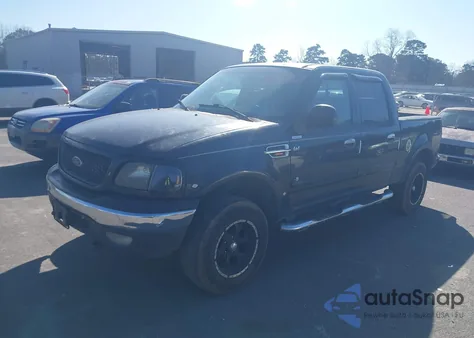 2002 Ford F-150 Lariat/Xlt из США, поврежденный, VIN 1FTRW08L32KD89177